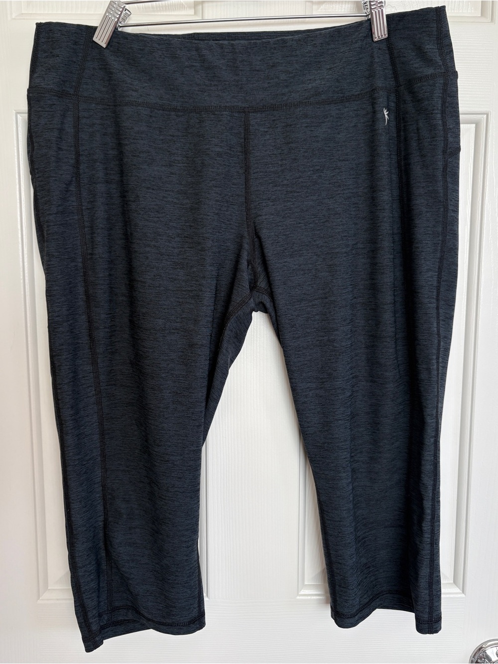 Danskin Now Dark Gray Fitted Workout Leggings